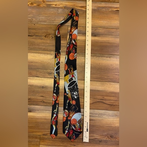 Vintage men’s necktie basketball - Picture 2 of 6